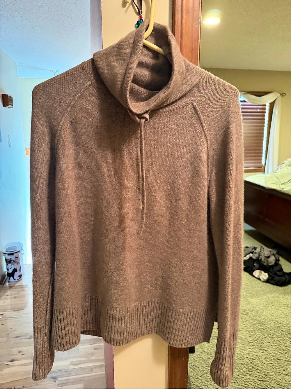 Pura Casmere Cowl Neck Sweater in Brown Size Medium Like New